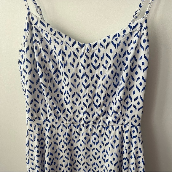 Sundress, White with Blue Pattern from Old Navy - Picture 4 of 8